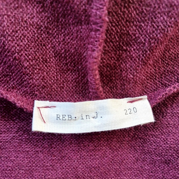 {REB in J} Cardigan in Maroon - Picture 4 of 5